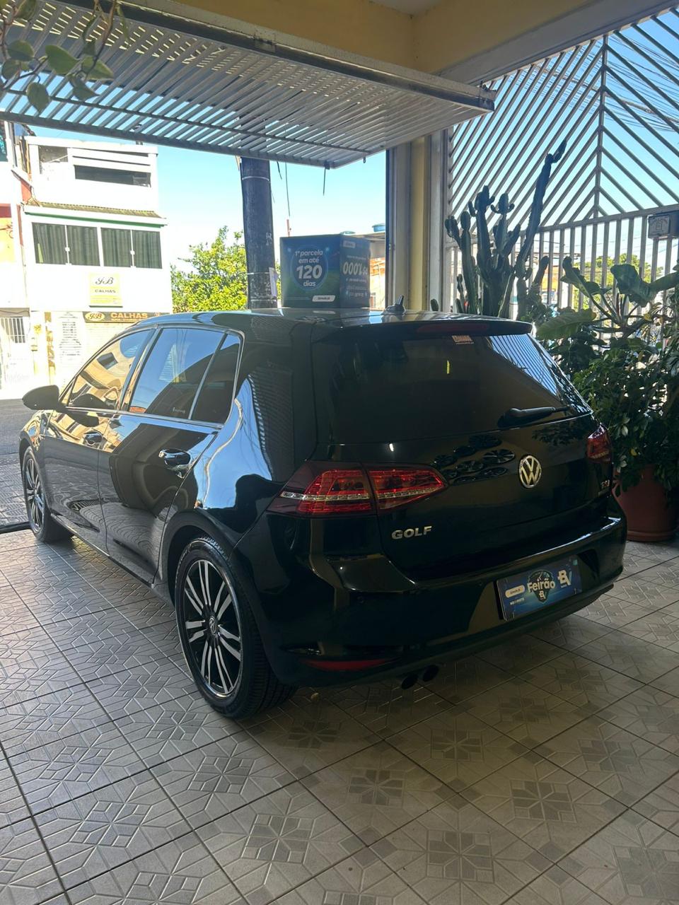 Volkswagen Golf 1.4 Tsi Highline Automático Flex (blindado)