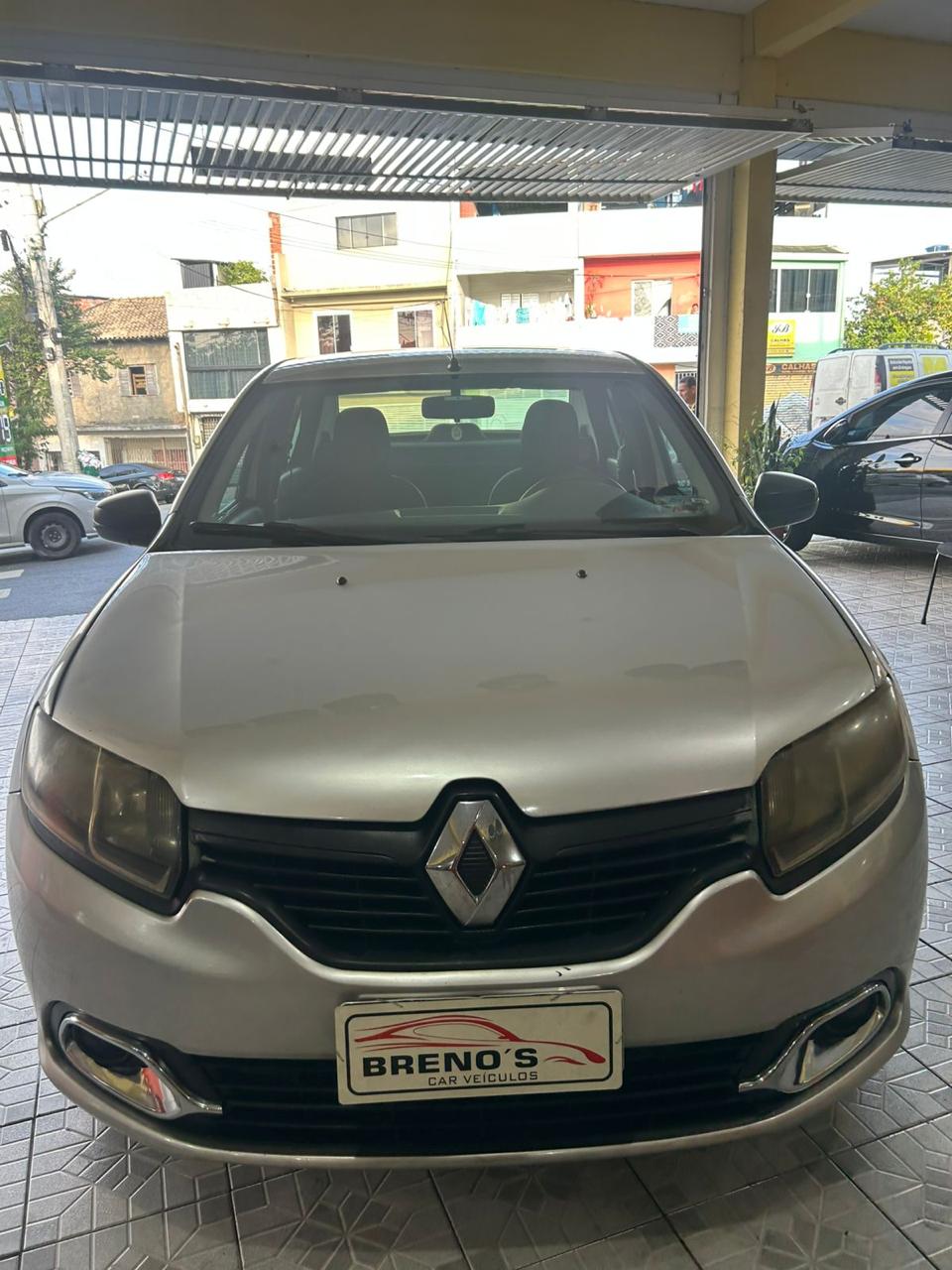 Renault Logan 1.0 12v Authentique Sce Flex 4p